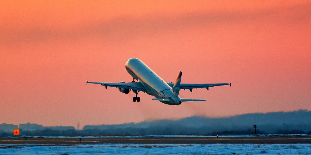 Cómo cuidar a los hijos cuando se van por primera vez solos de vacaciones