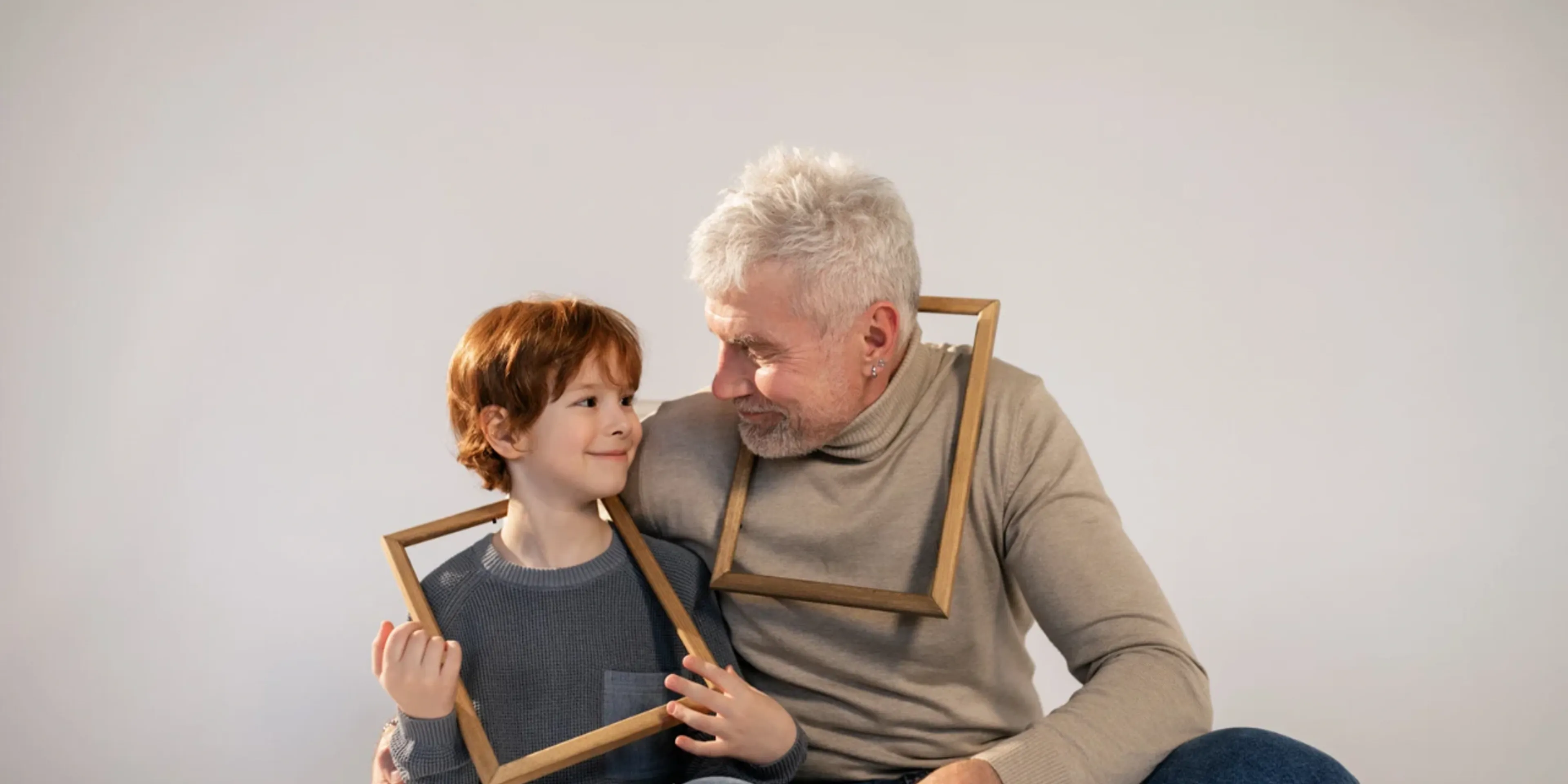 Abuelo con nieto
