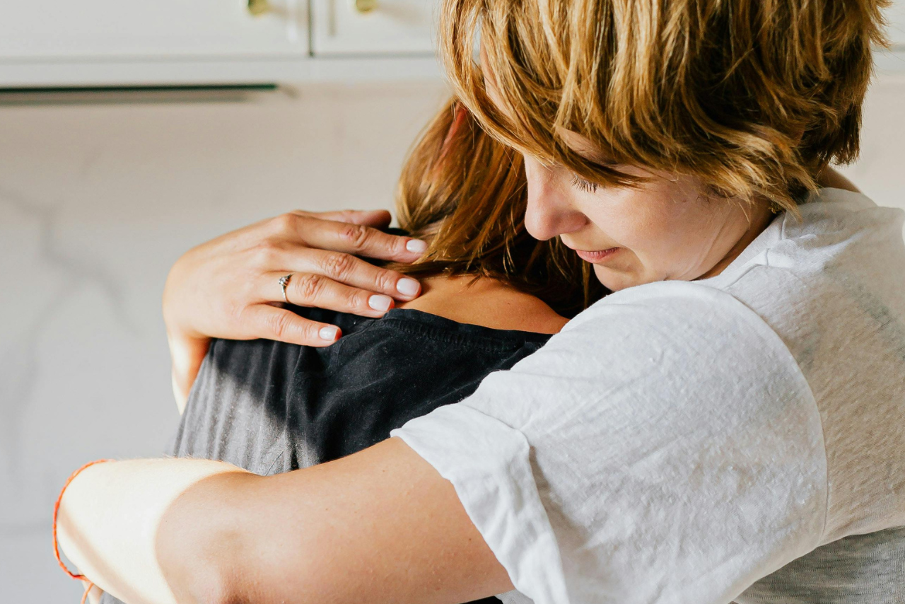 Acompañar sin controlar, ¿cómo fortalecer la relación con los hijos adolescentes?