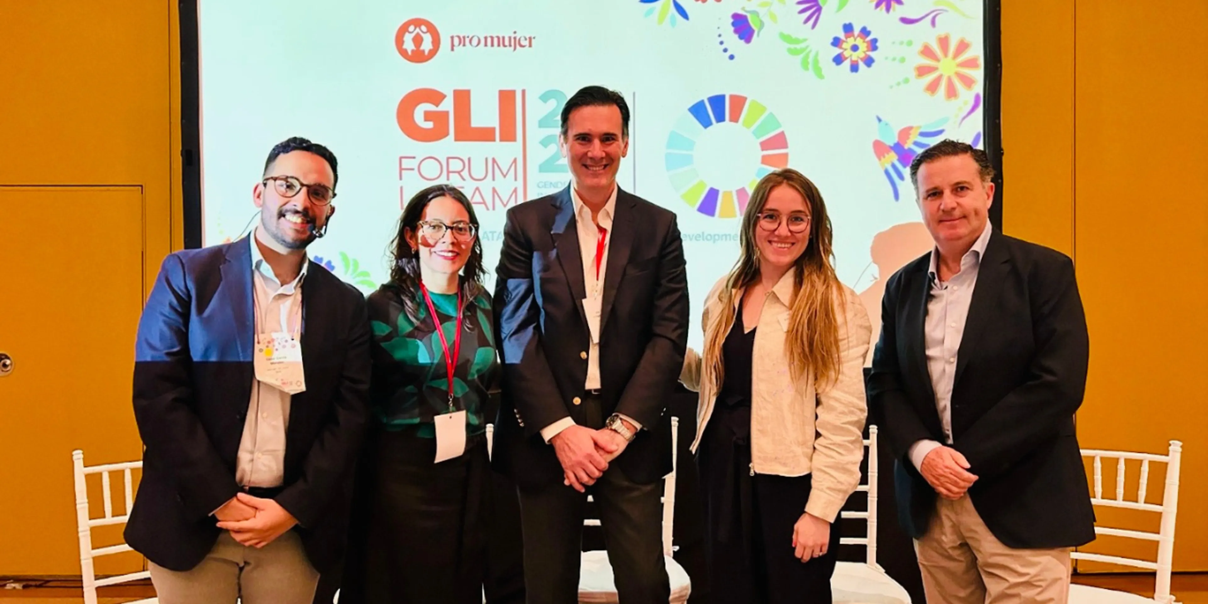 Inclusión financiera para personas mayores, clave de la economía plateada en México