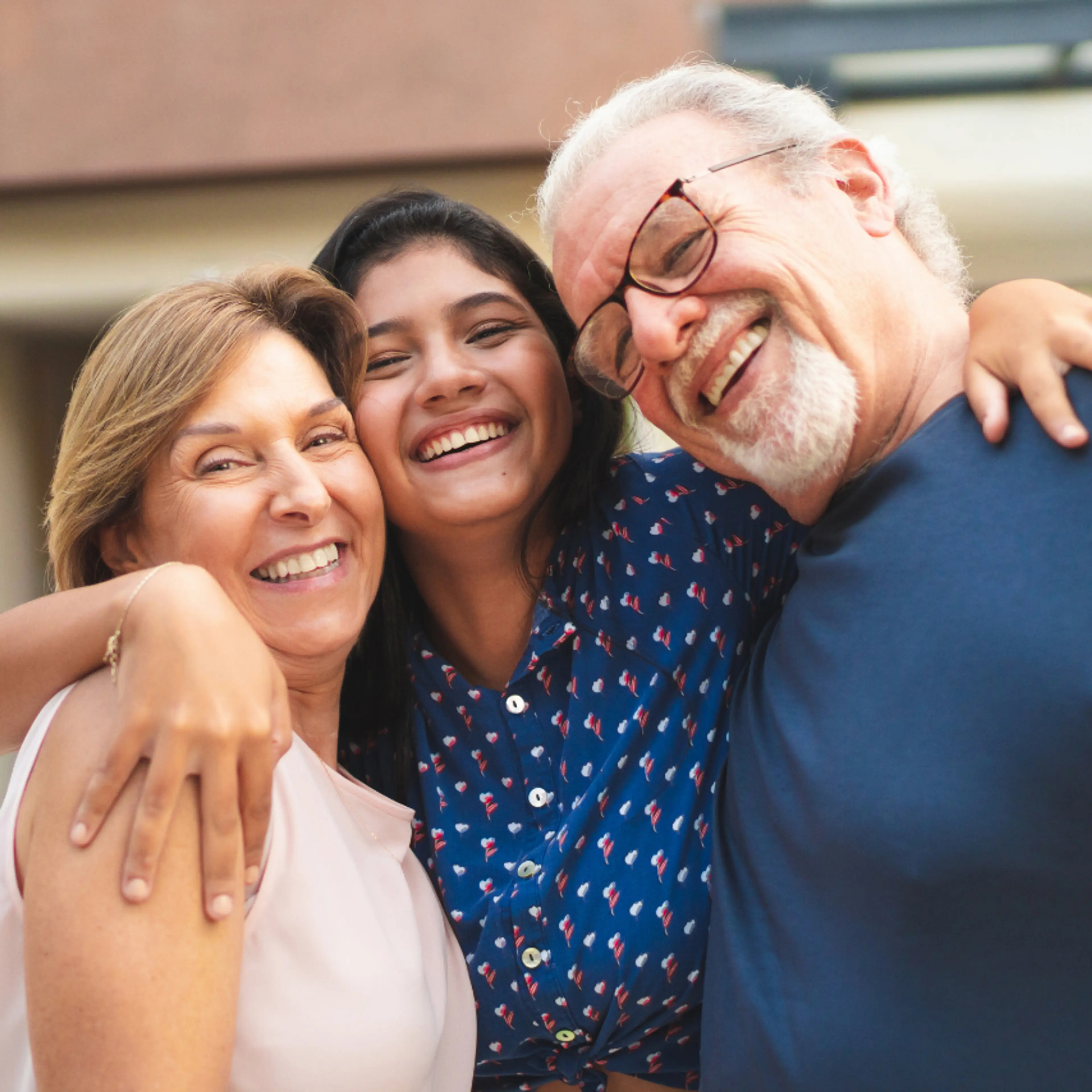 Cómo acompañar a los hijos adultos sin controlar sus decisiones