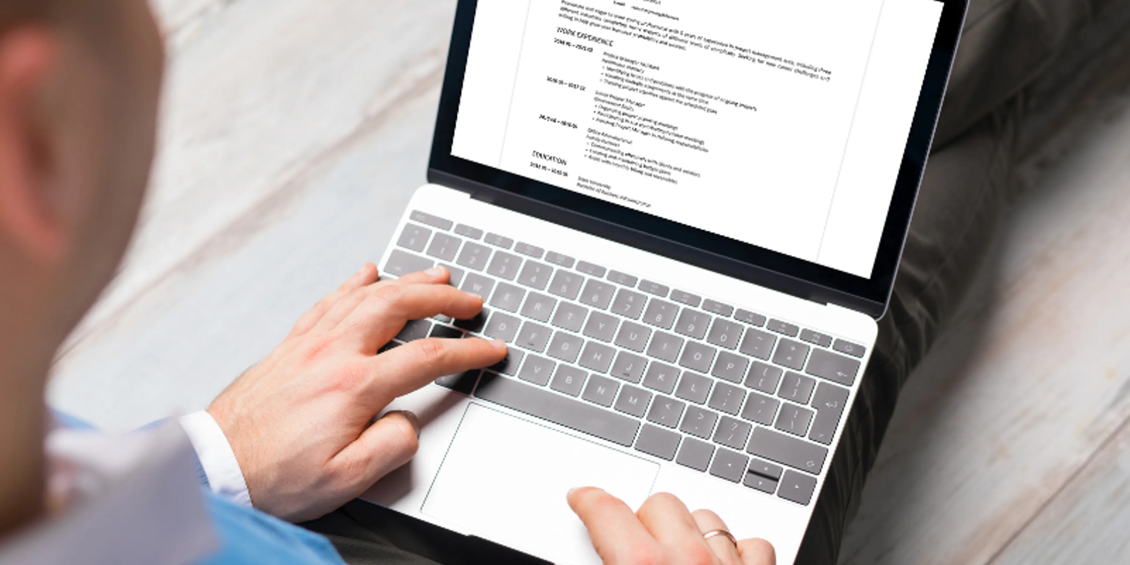 Cómo actualizar tu currículum a los 50 para conseguir el trabajo de tus sueños