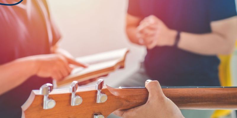 Aprender instrumentos musicales mejora la salud del cerebro