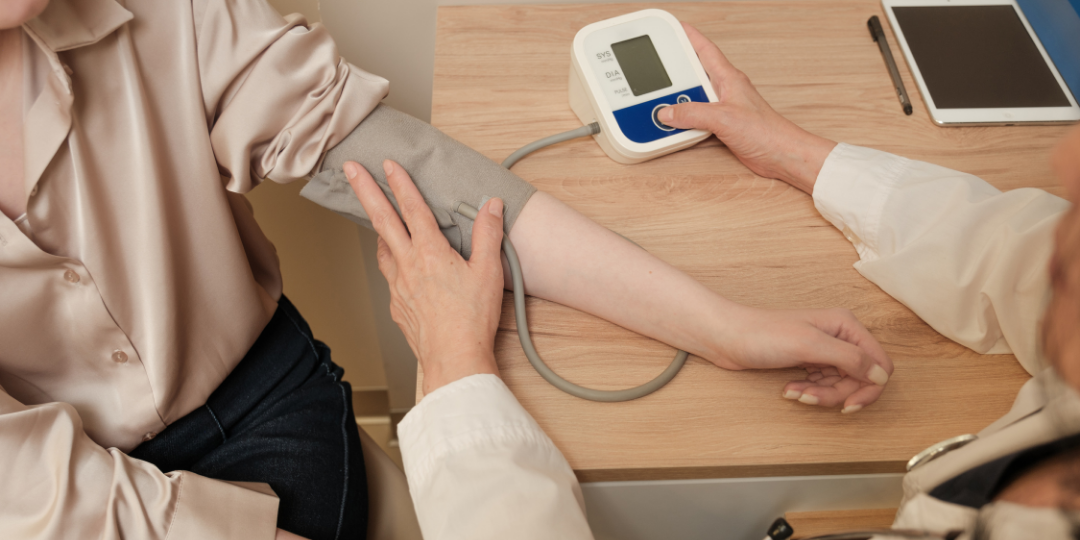 ¿Qué estudios necesitas después de los 50? El Dr. Francisco Moreno responde