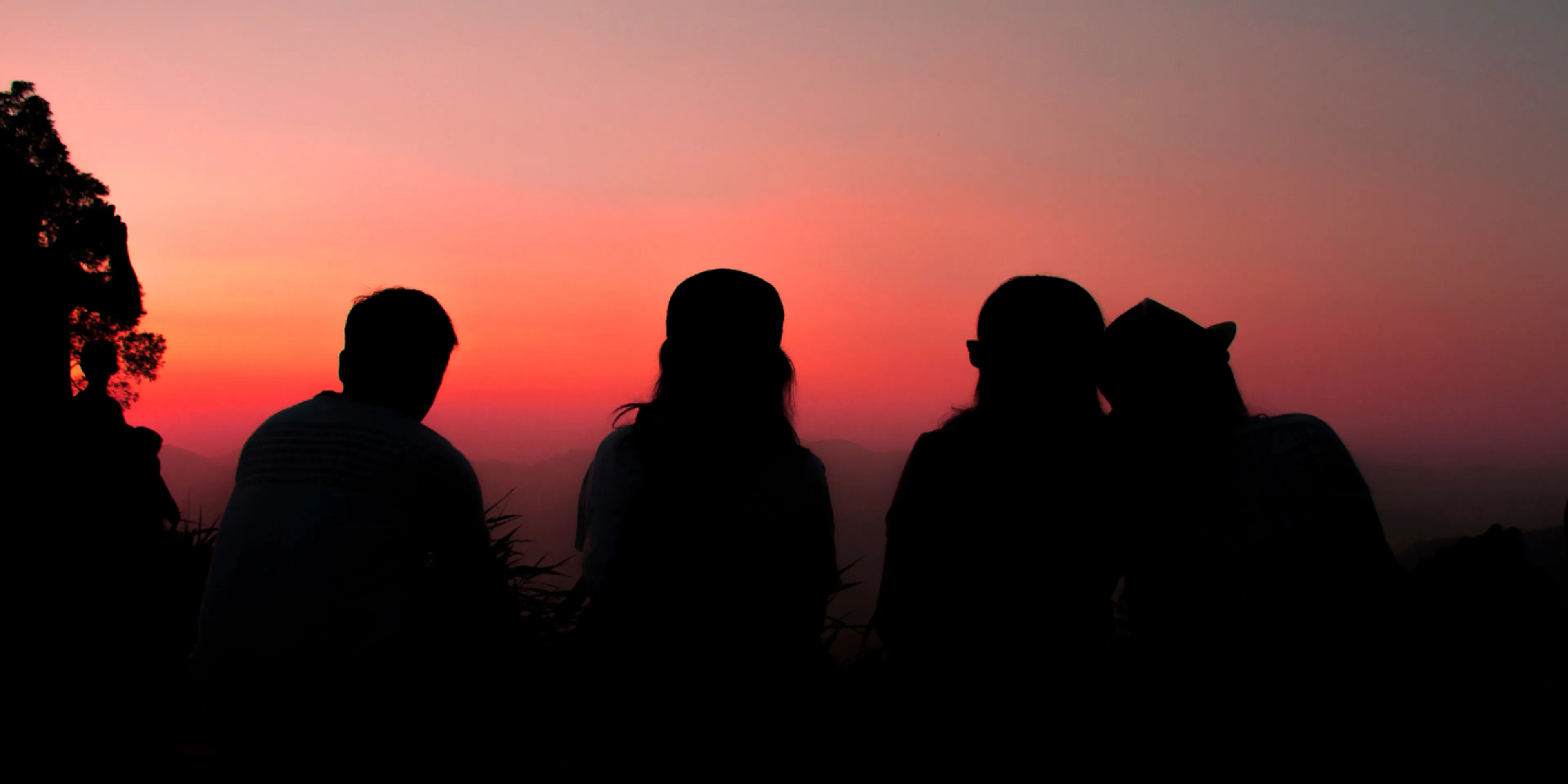 Ideas para econectar con viejos amigos en la navidad