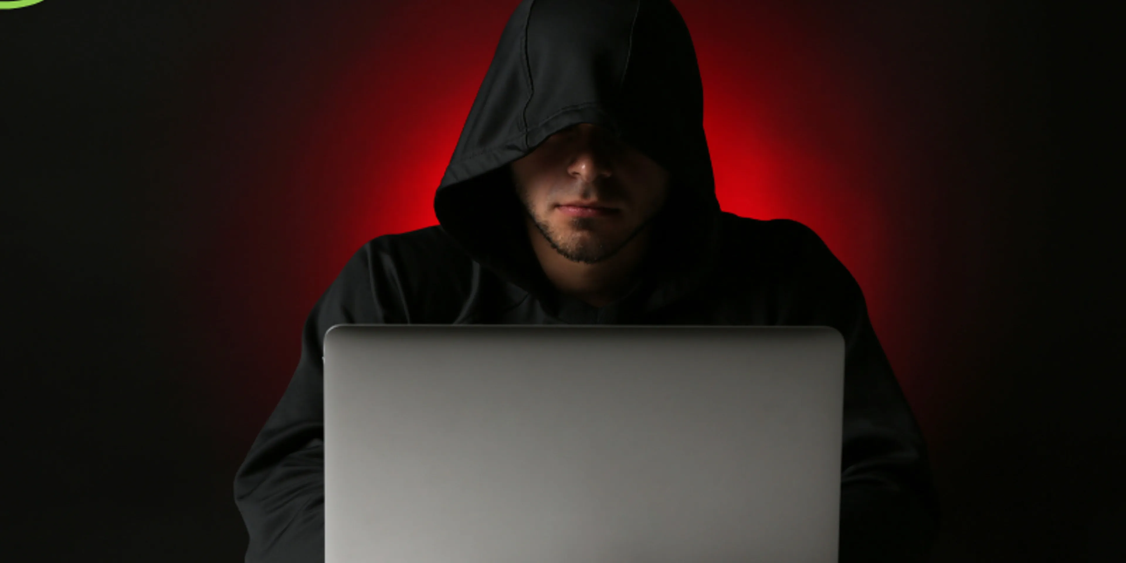 Cómo evitar que un adulto mayor caiga en una estafa