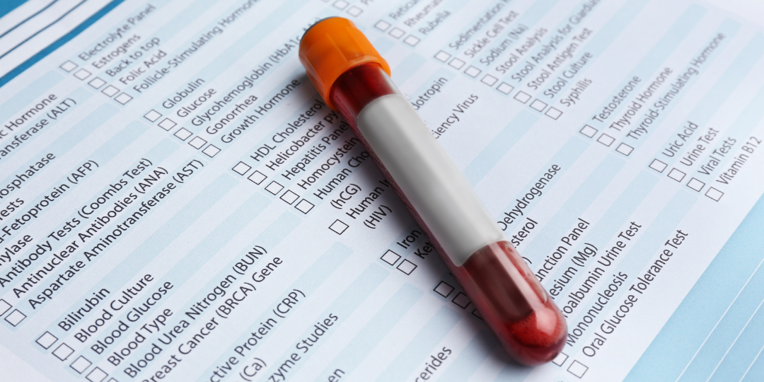 Cuáles son los chequeos médicos comunes que debo hacerme antes de salir de viaje