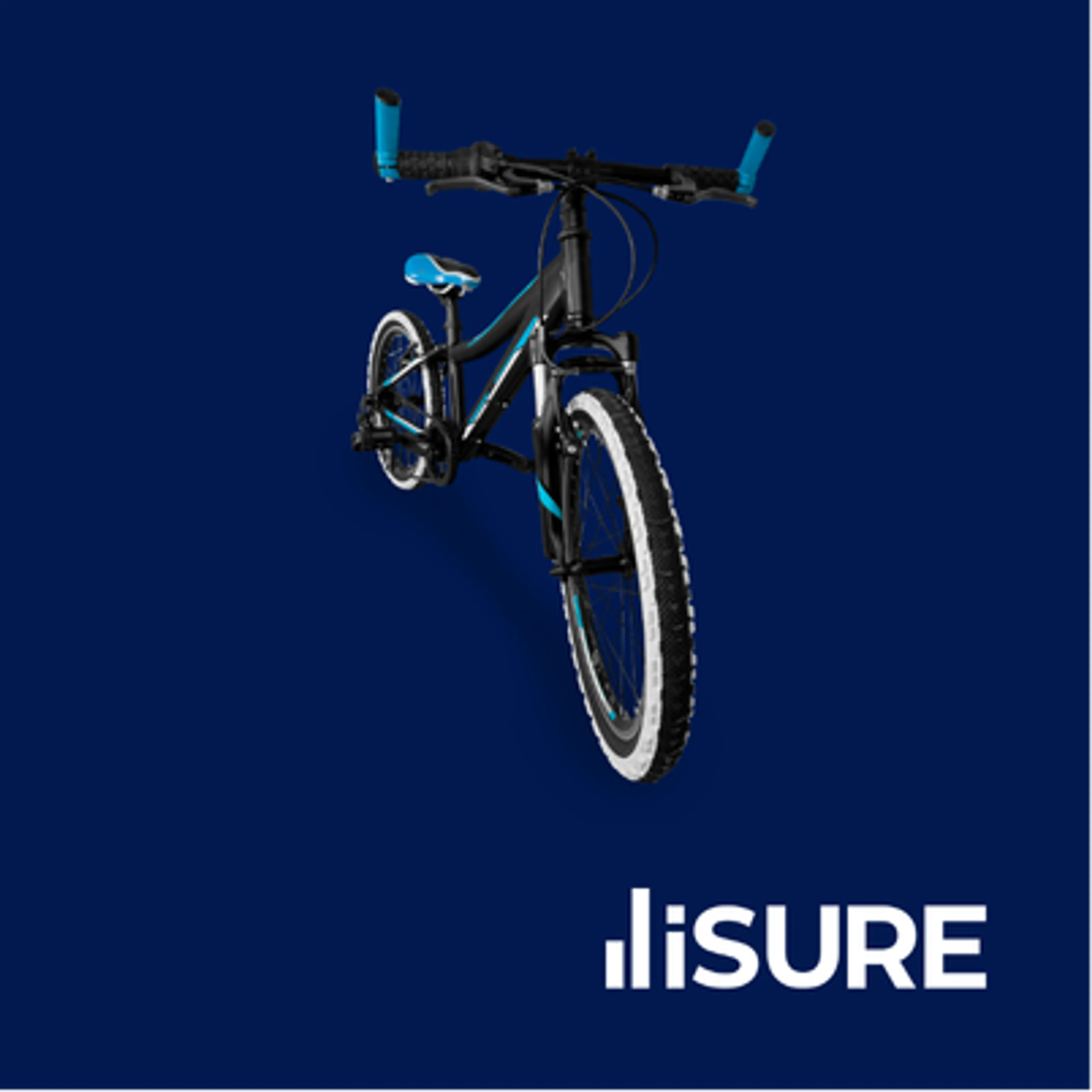Imagen de familia rodando en bicicletas con equipo de protección y asegurados con iSure por medio de Soy+