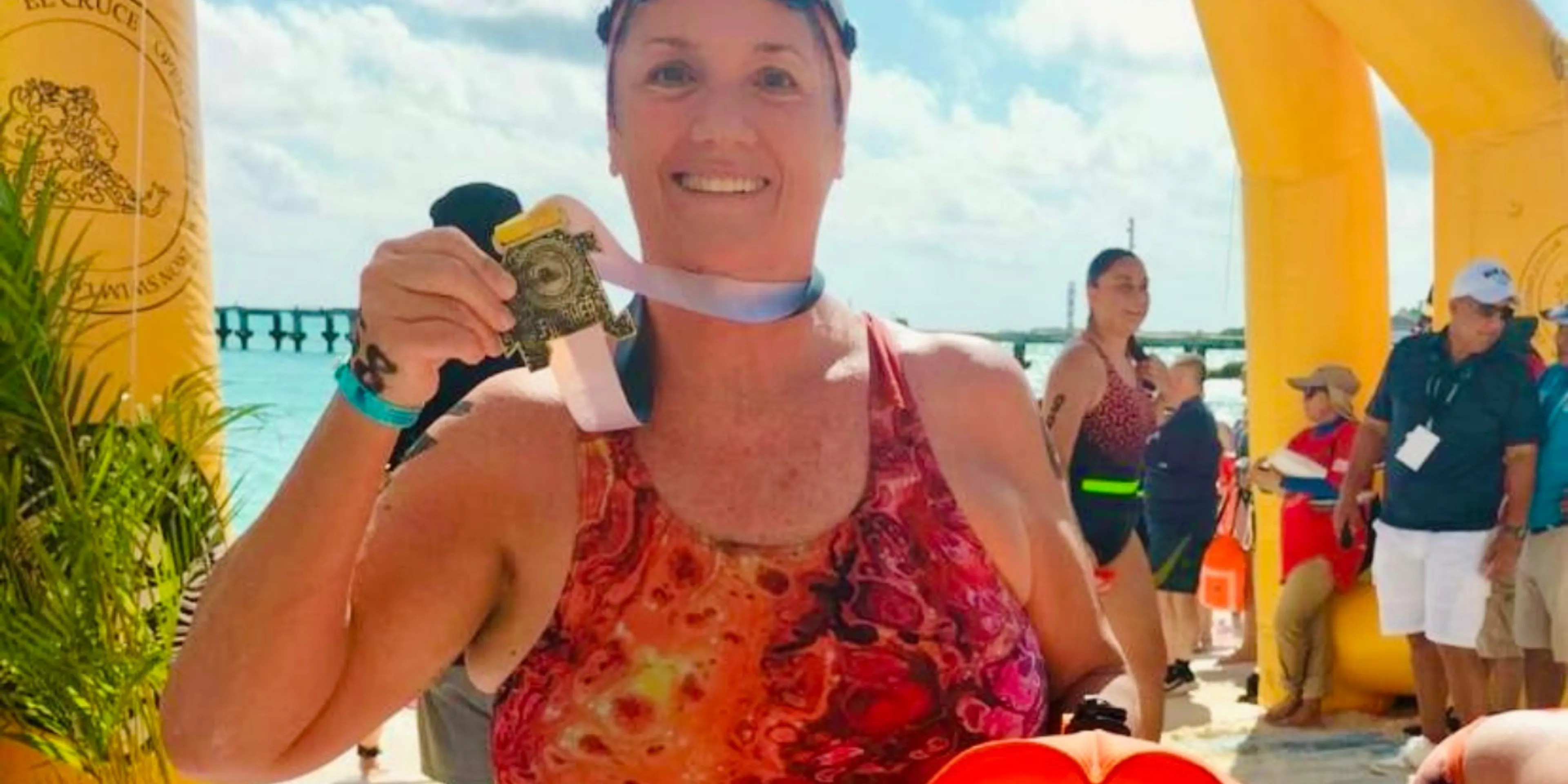 Natación, el ejercicio que los mayores de 60 deben hacer para cuidar su salud