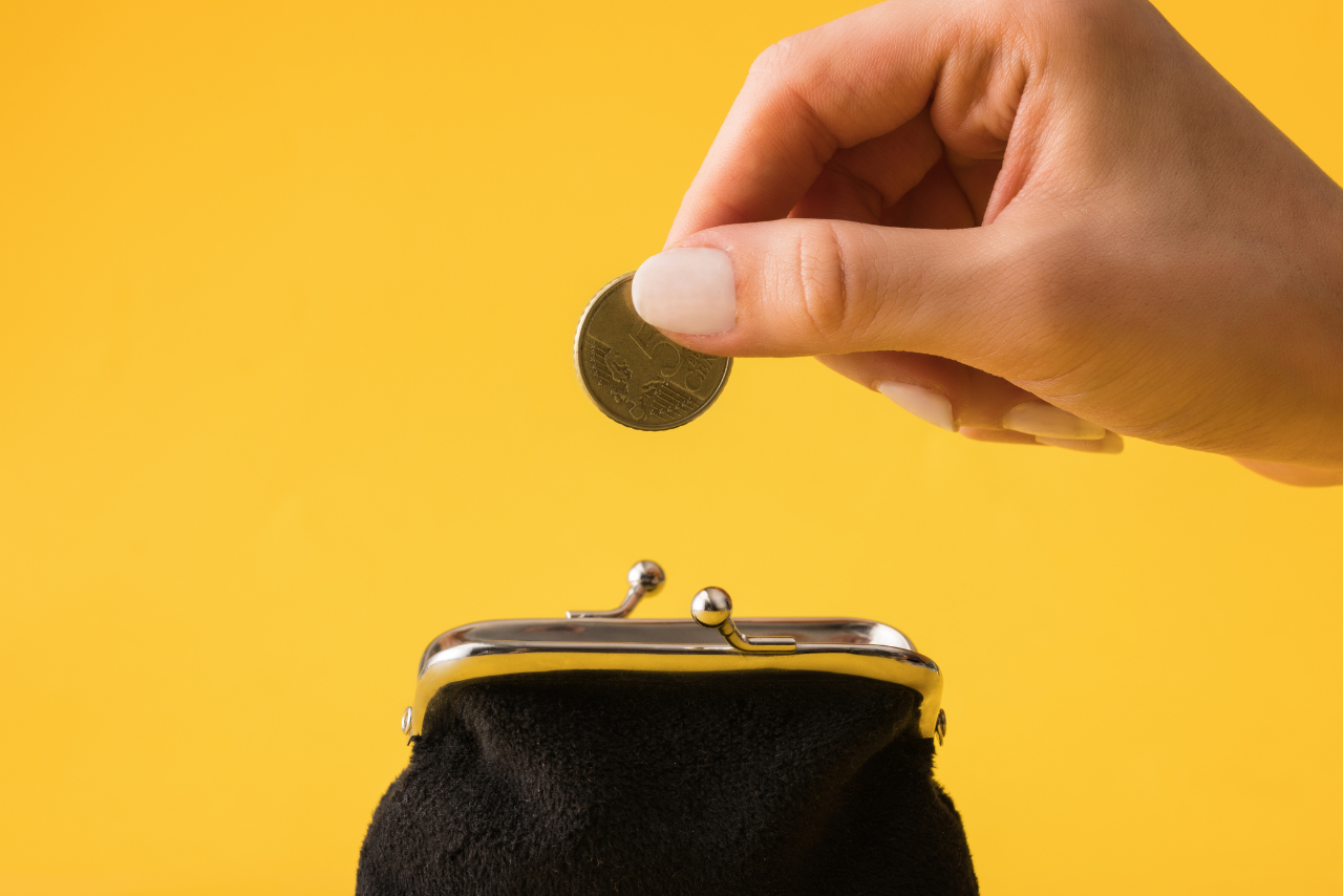 Prestar dinero a otros como opción de ahorro