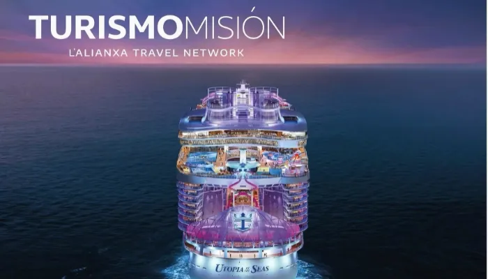 Crusero en mar abierto