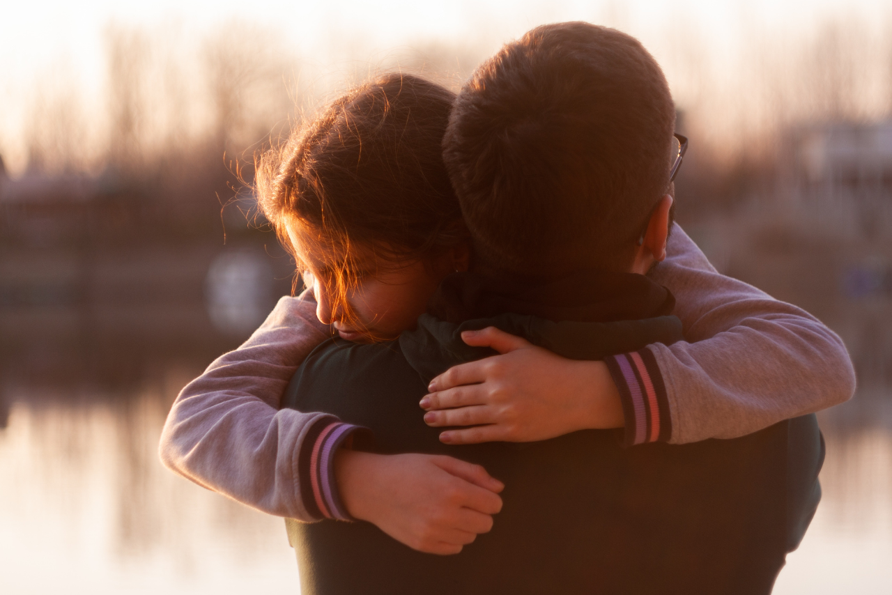 Beneficios de los abrazos de año nuevo