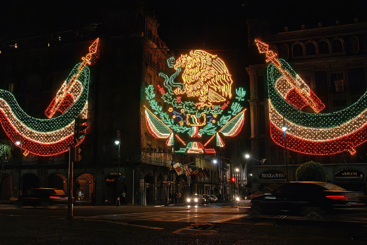 Luces patrias Zócalo
