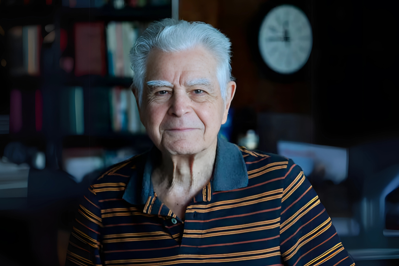 Podcast para adultos mayores y mediana edad: 90 y contando