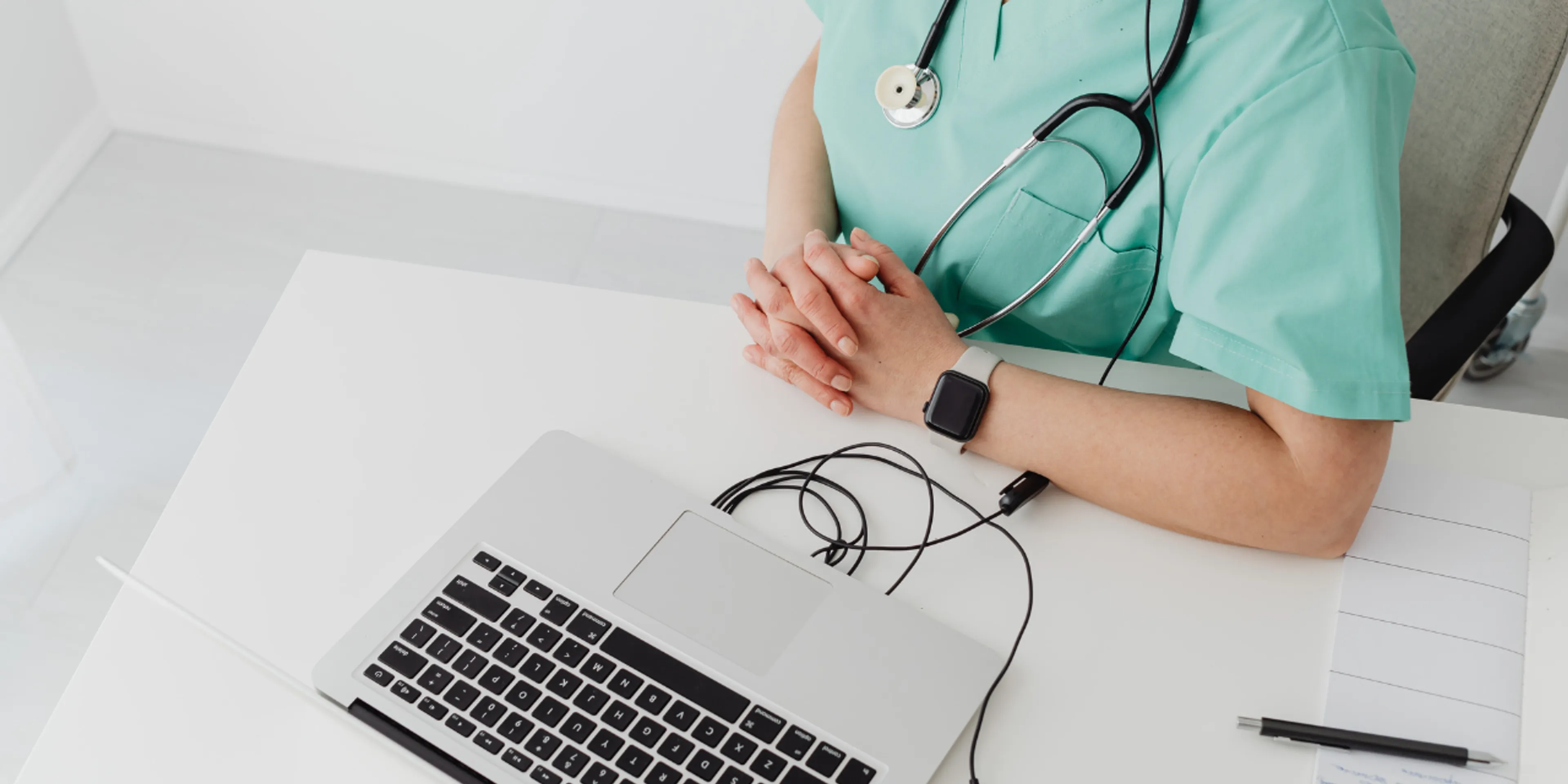 ¿Ronquidos y cansancio constante? Tal vez necesitas un estudio del sueño