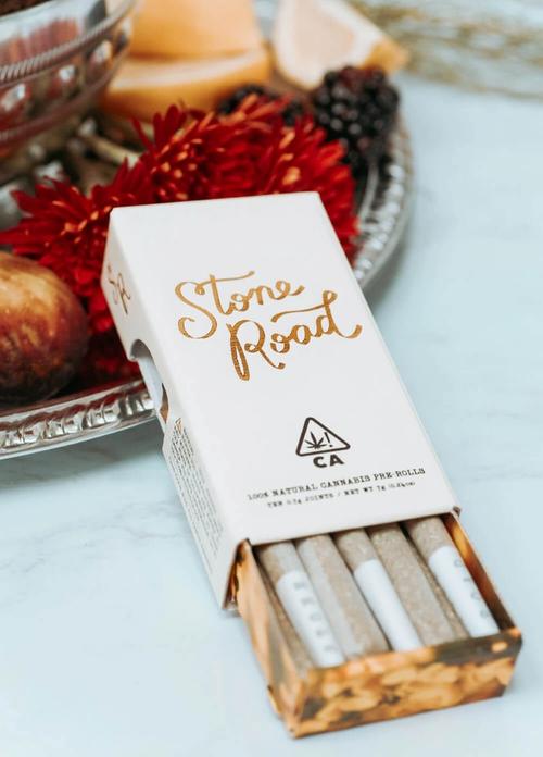 joint in box with flowers