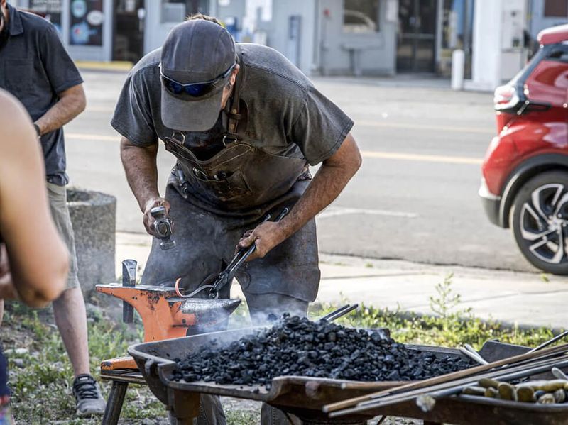Demo of blacksmithing by Ira Houseweart