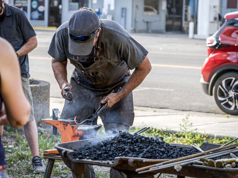 Ira Houseweart blacksmithing demo