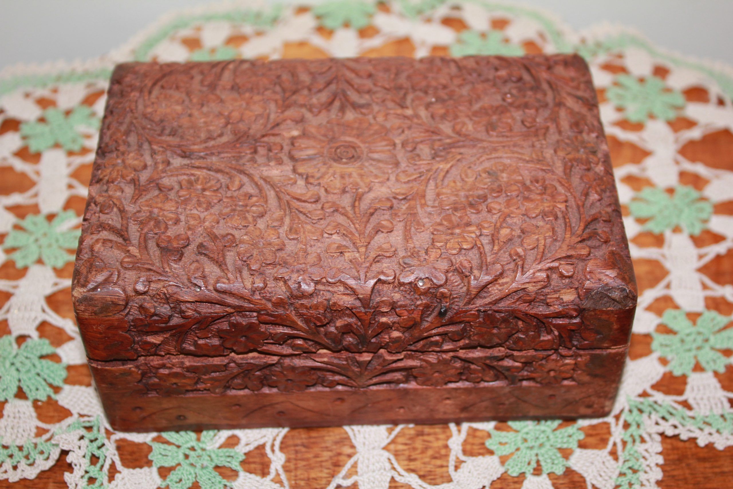 Indian Carved Carved Wooden Box with Lid Travelling Communion Set Spice Box