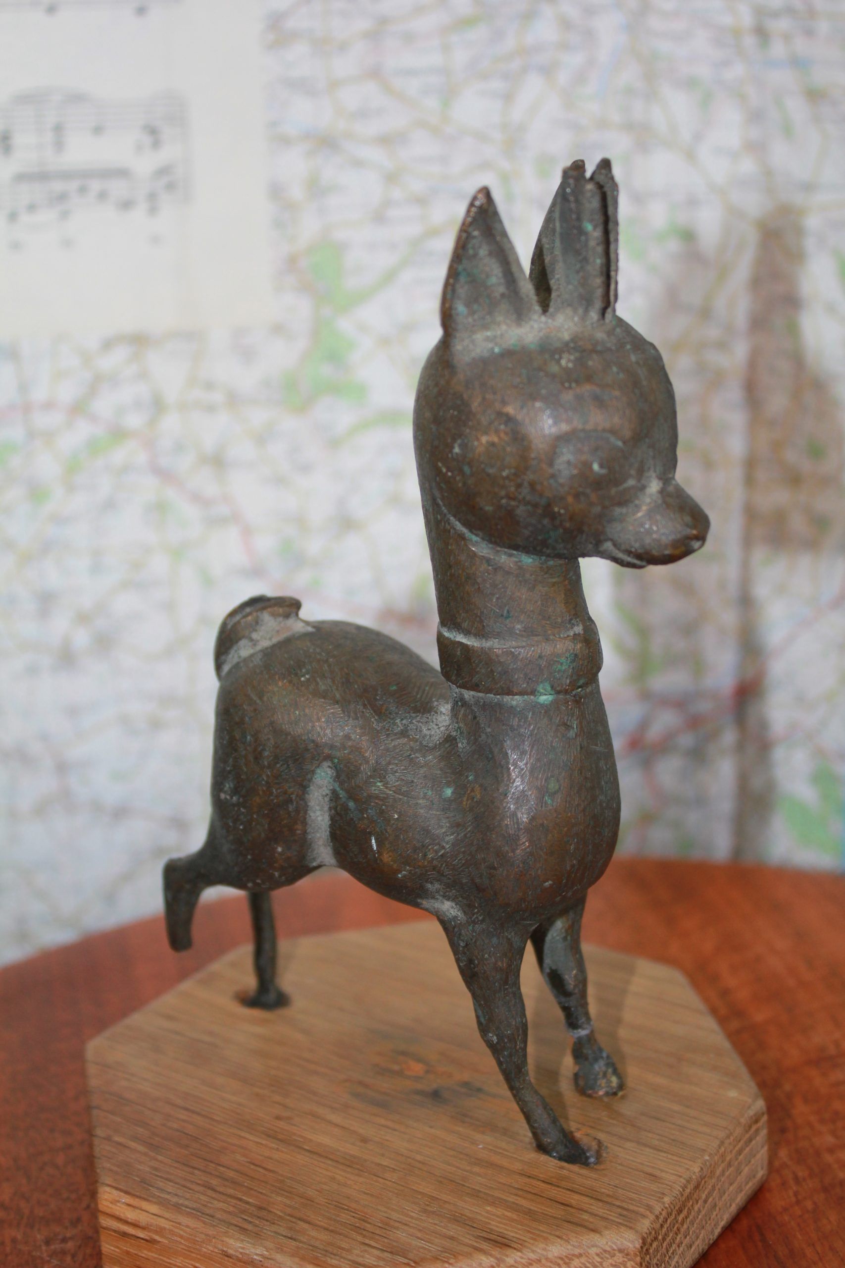 Unusual Bronze Babycham Bambi Advertising Breweriana