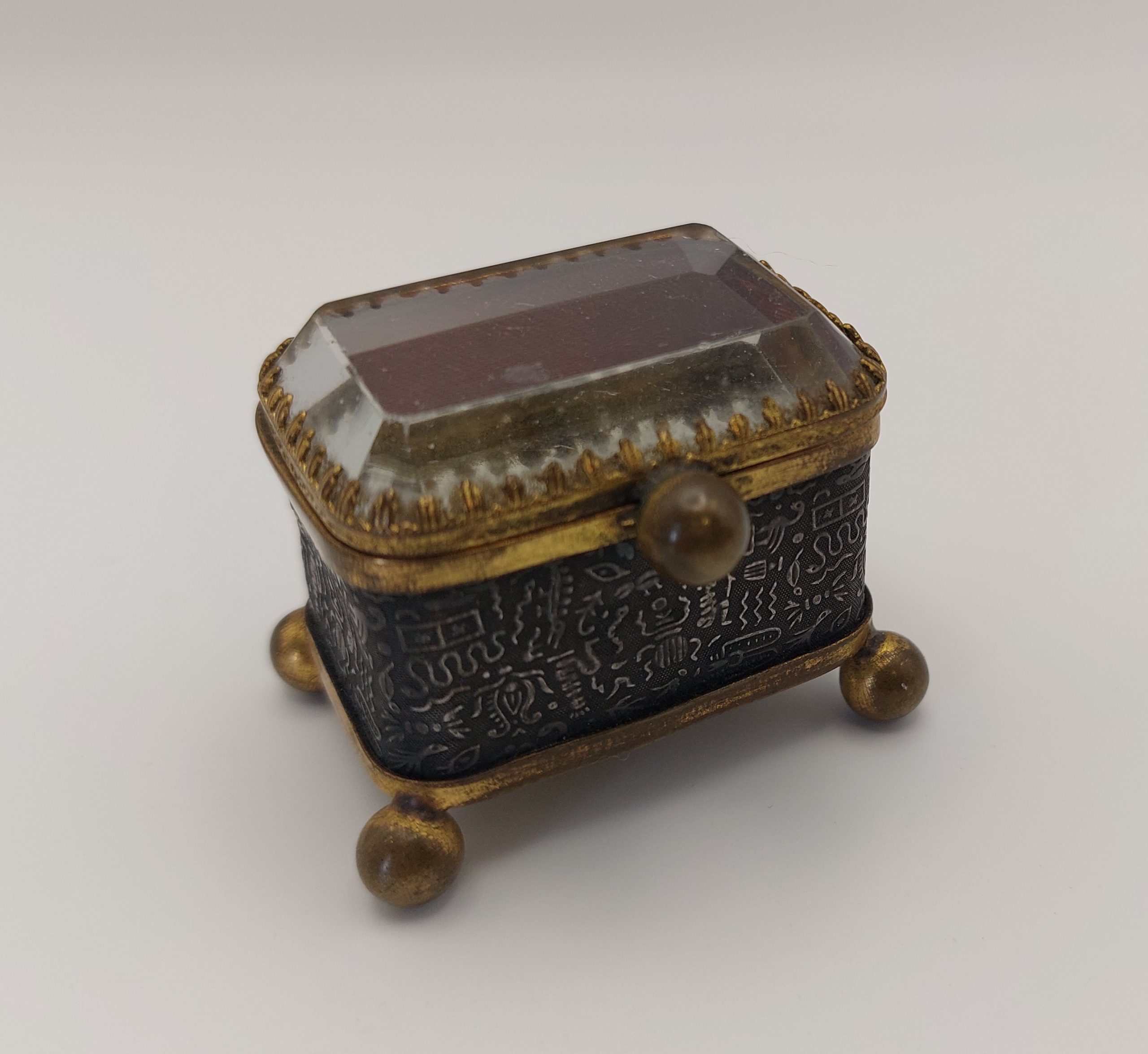 Continental 19th Century Ring Casket Bevel Glass Lid Quilted Interior