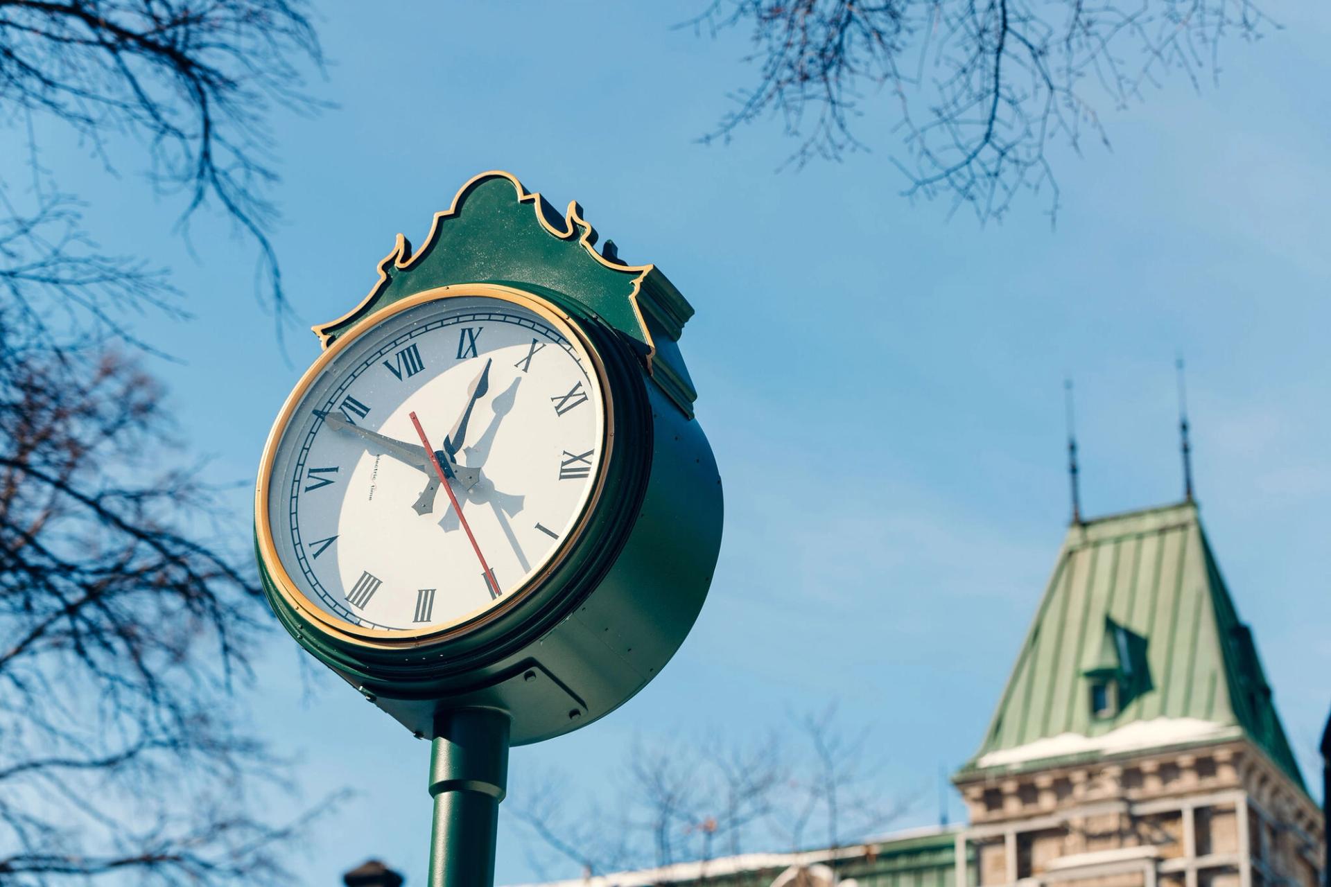 Kwade’s “Against the Run” (2022) installed at Place d’Armes in Montreal. (Photo: Marc Antoine Halle. Courtesy Alicja Kwade and Pace Gallery)