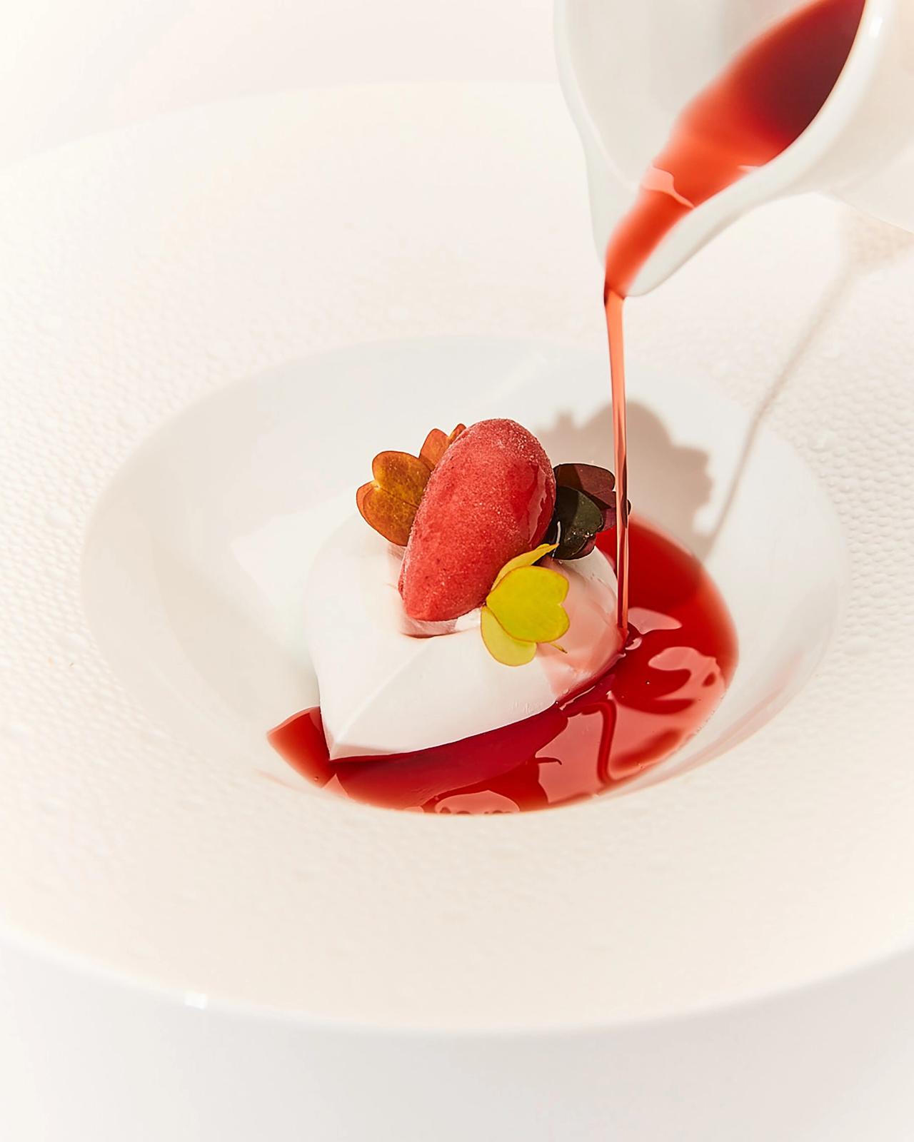 The strawberry dessert at Le Bernardin. (Photo: Nigel Parry. Courtesy Le Bernardin)