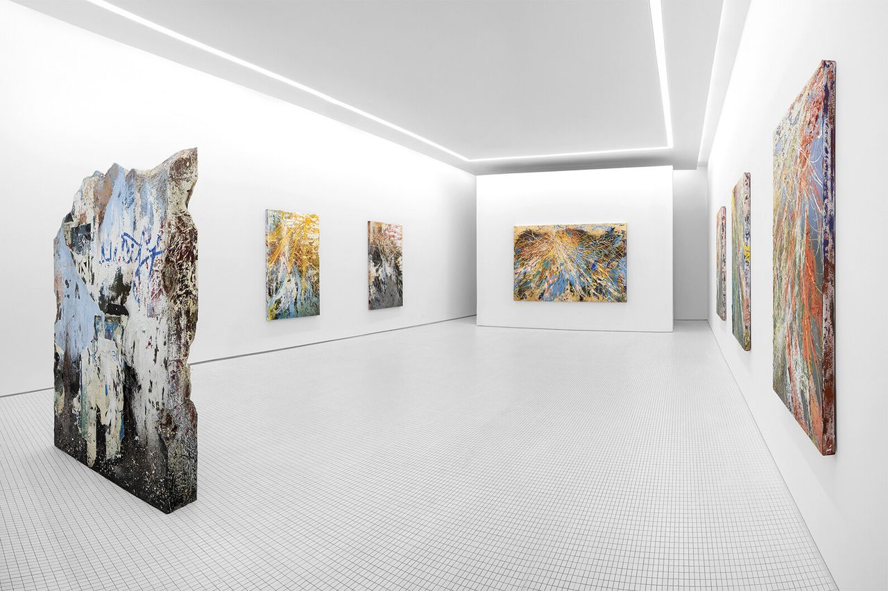 View of Parlá’s exhibition “Polarities” (2022) at the Detroit Library Street Collective. (Photo: PD Rearick. Courtesy the artist)