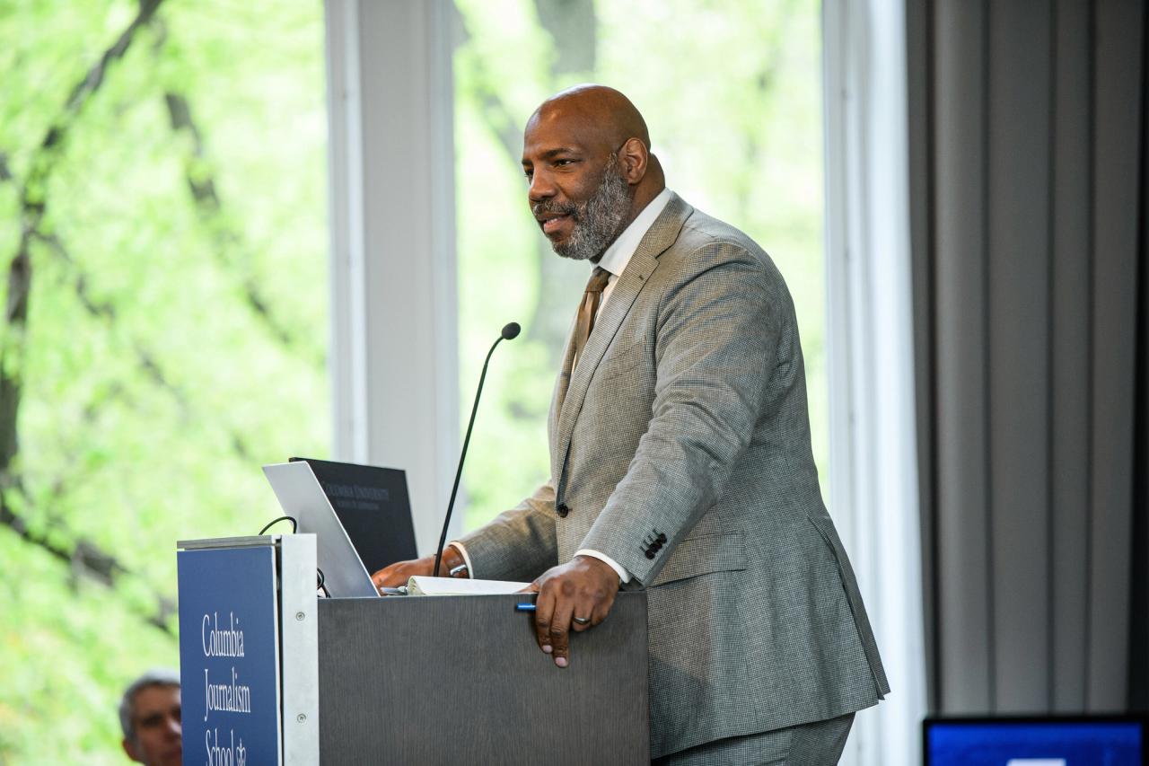 Cobb speaking as dean of Columbia Journalism School. (Photo: Chris Taggart. Courtesy Columbia Journalism School)