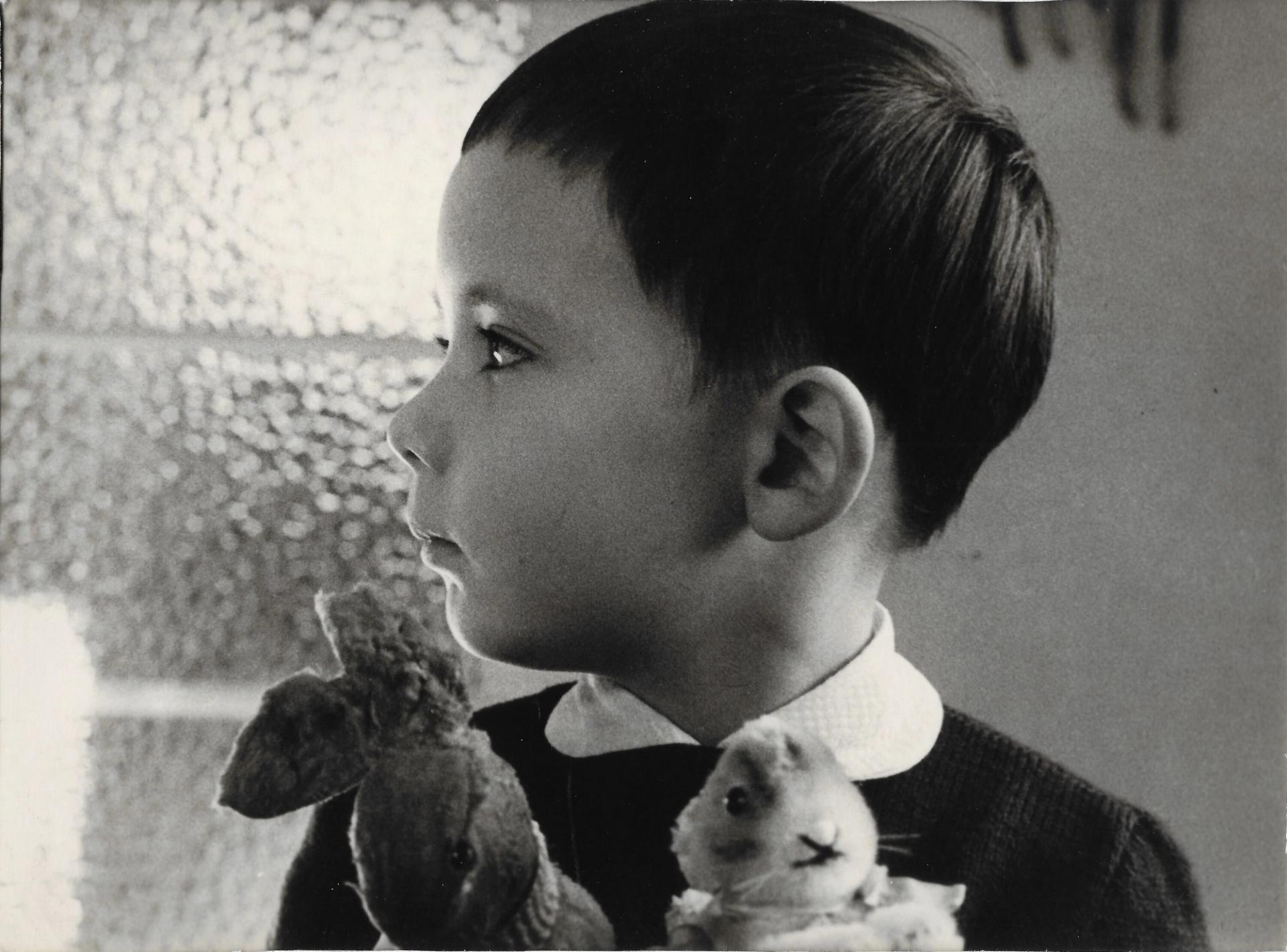 Sante as a young child. (Courtesy Lucy Sante)