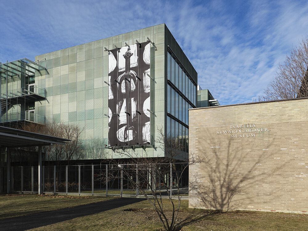 View of Pendleton’s “Untitled (Giant Not to Scale),” as seen displayed on the façade of the Isabella Stewart Gardner Museum in Boston from 2019 to 2020. (Photo: Amanda Guerra. Courtesy the Isabella Stewart Gardner Museum)