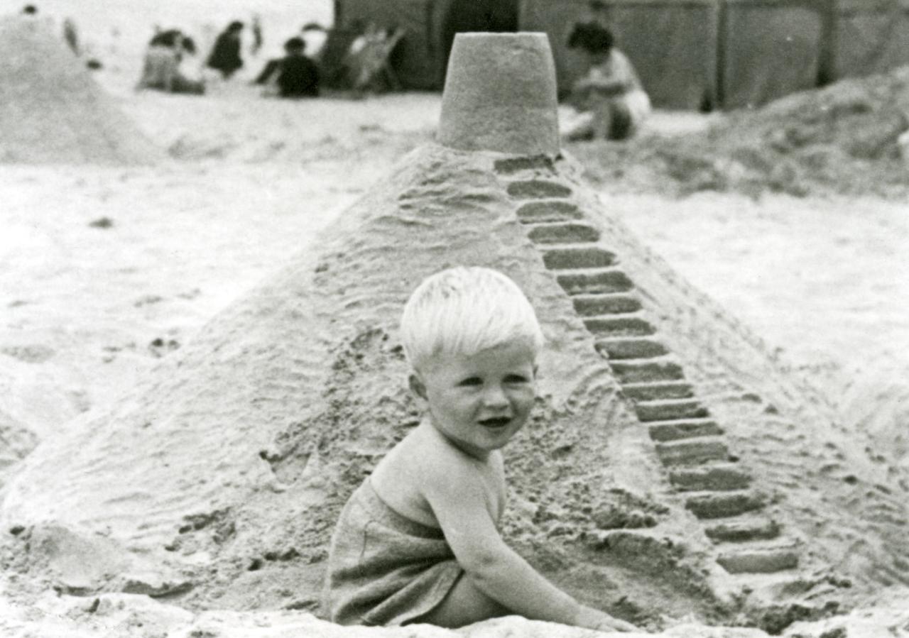 Pawson as a child in Halifax, England. (Courtesy John Pawson)