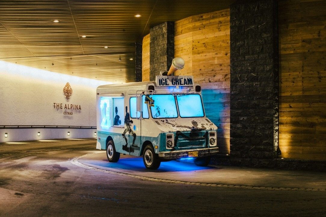 “The Shadwoman Van” by Richard Hamilton. (Courtesy The Alpina Gstaad)