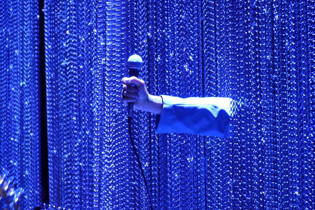 A view of David Byrne’s musical American Utopia (2020). (Courtesy Annie-B Parson)