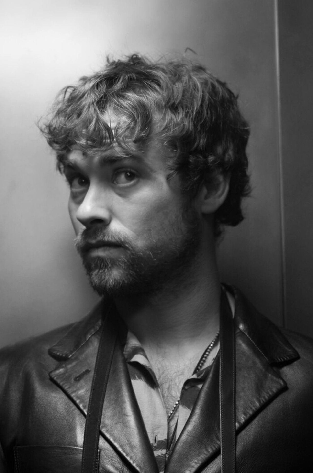 A self-portrait by Mimran. (Courtesy to.org)