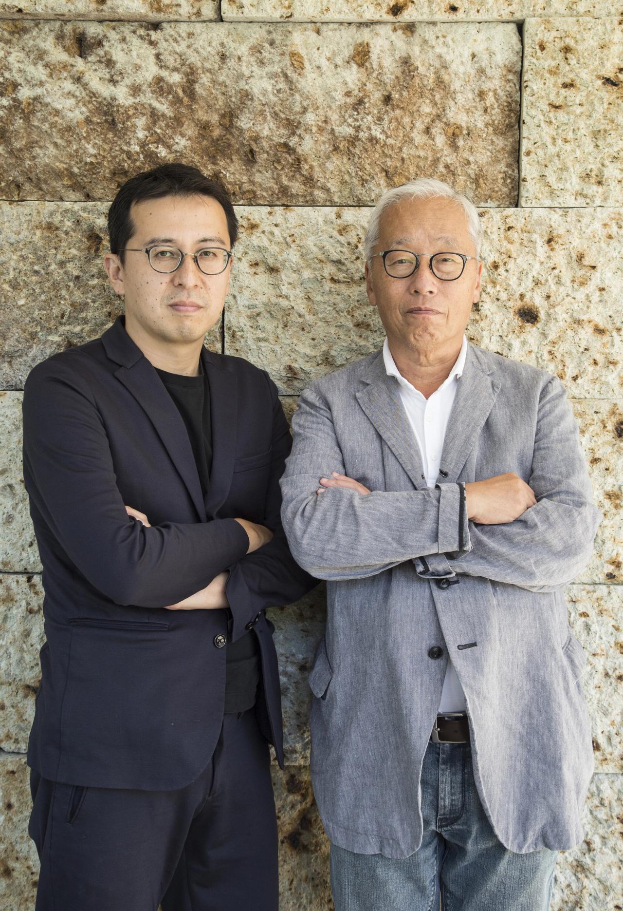 Sugimoto (right) with Tomoyuki Sakakida. (Courtesy Hiroshi Sugimoto)