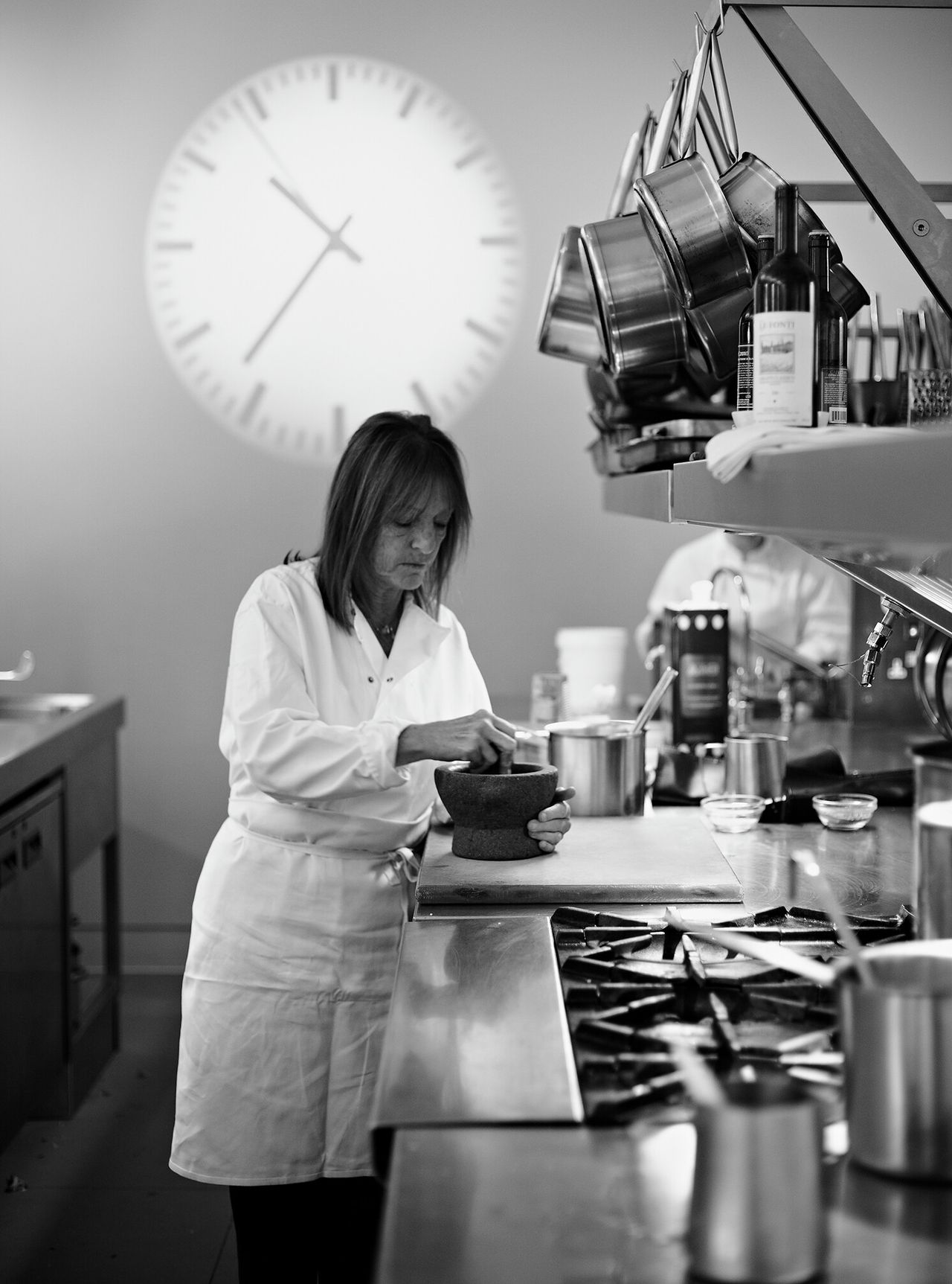 Rogers cooking in the River Cafe kitchen. (Courtesy The River Cafe)