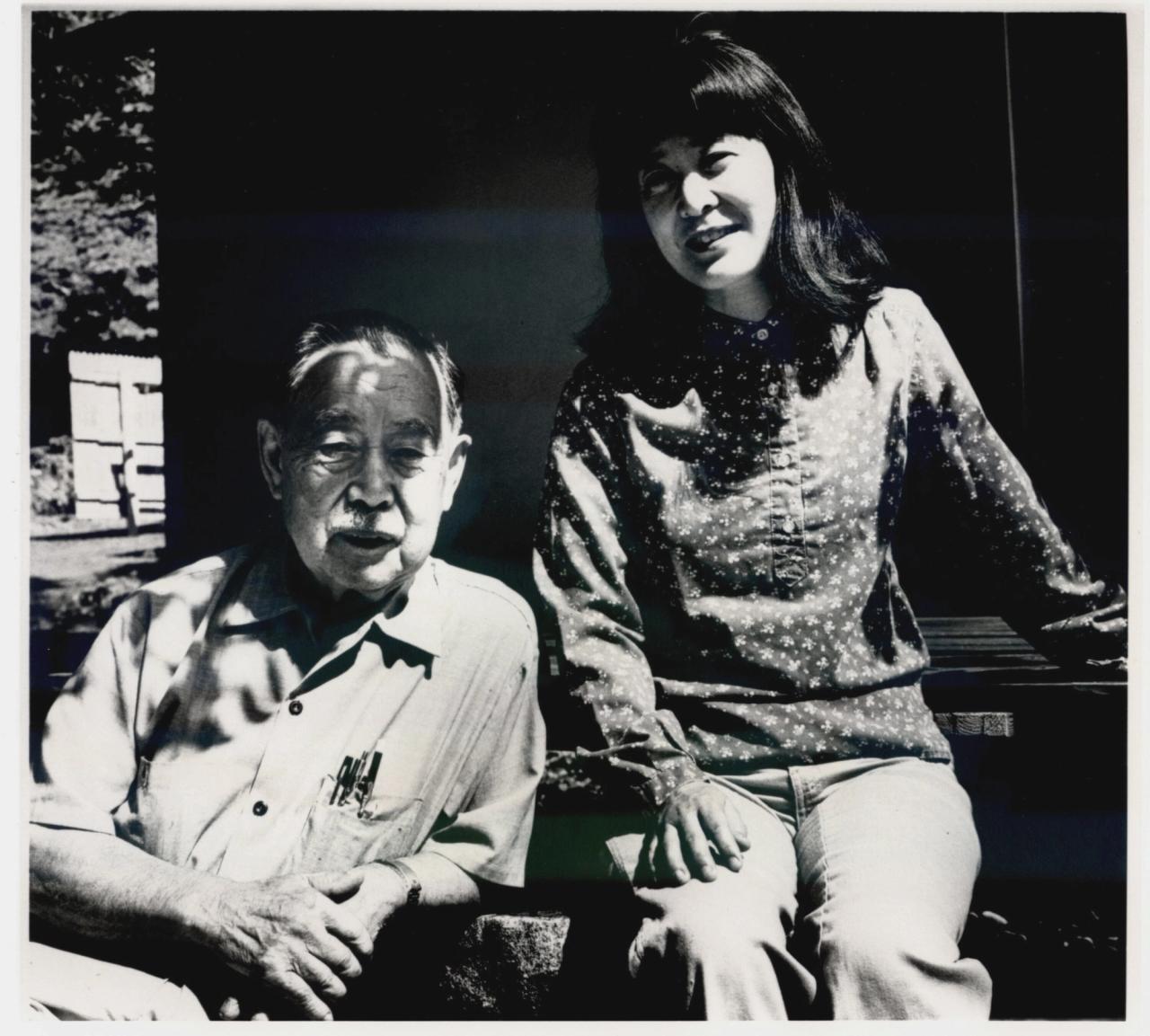 Mira and George. (Courtesy Nakashima Foundation for Peace © Ezra Stoller / Esto)