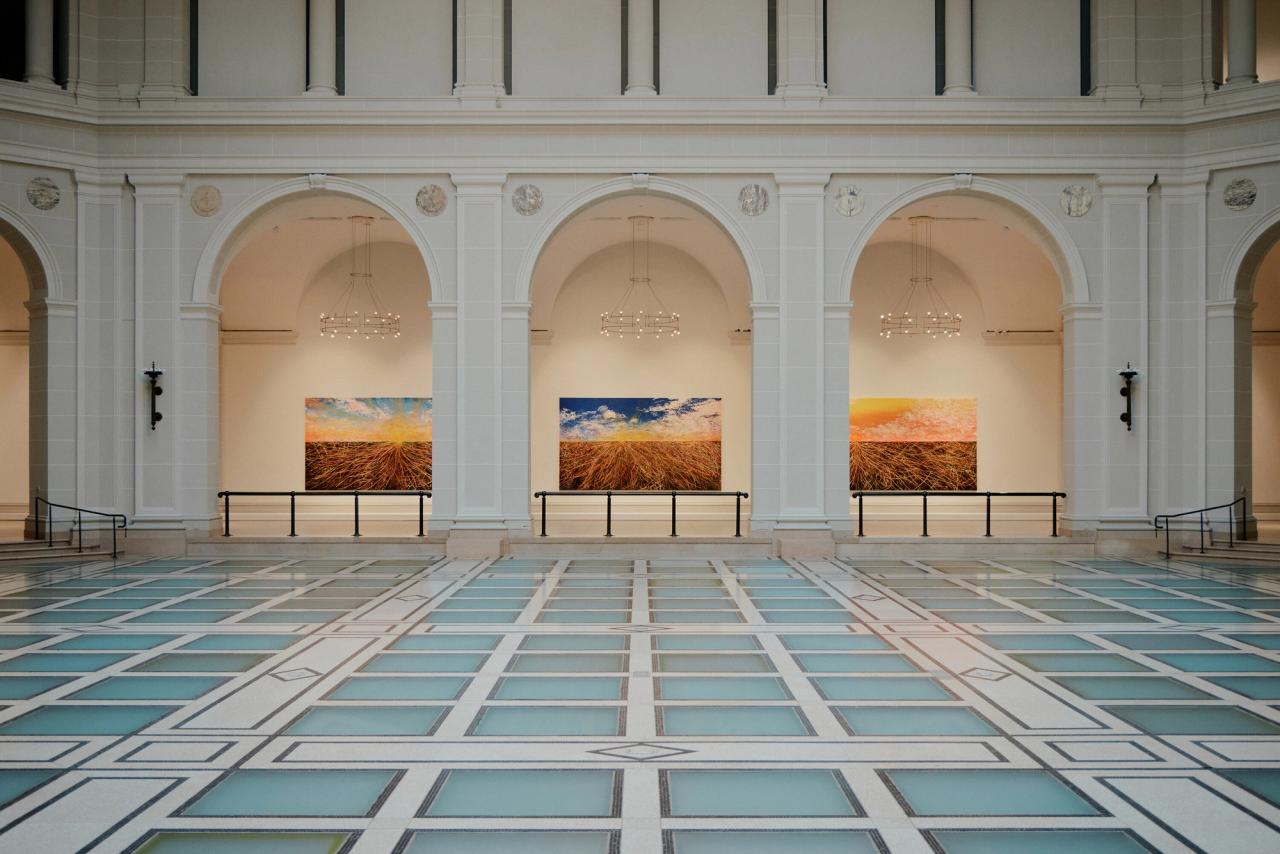 View of Parlá’s series “Ciclos: Blooms of Mold” (2022) at the Brooklyn Museum. (Photo: William Jess Laird. Courtesy the artist)