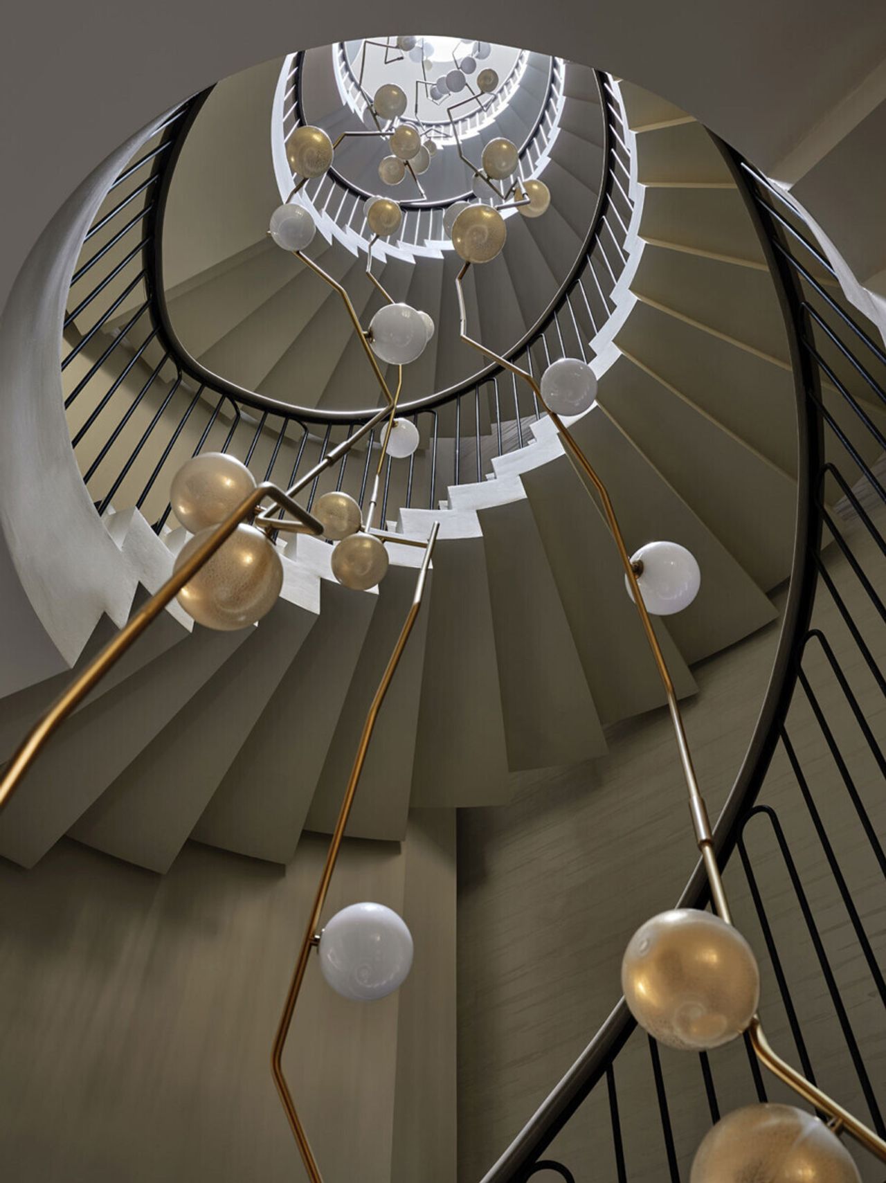 A custom Cherry Bomb chandelier (2023) by Adelman. (Courtesy Lindsey Adelman)