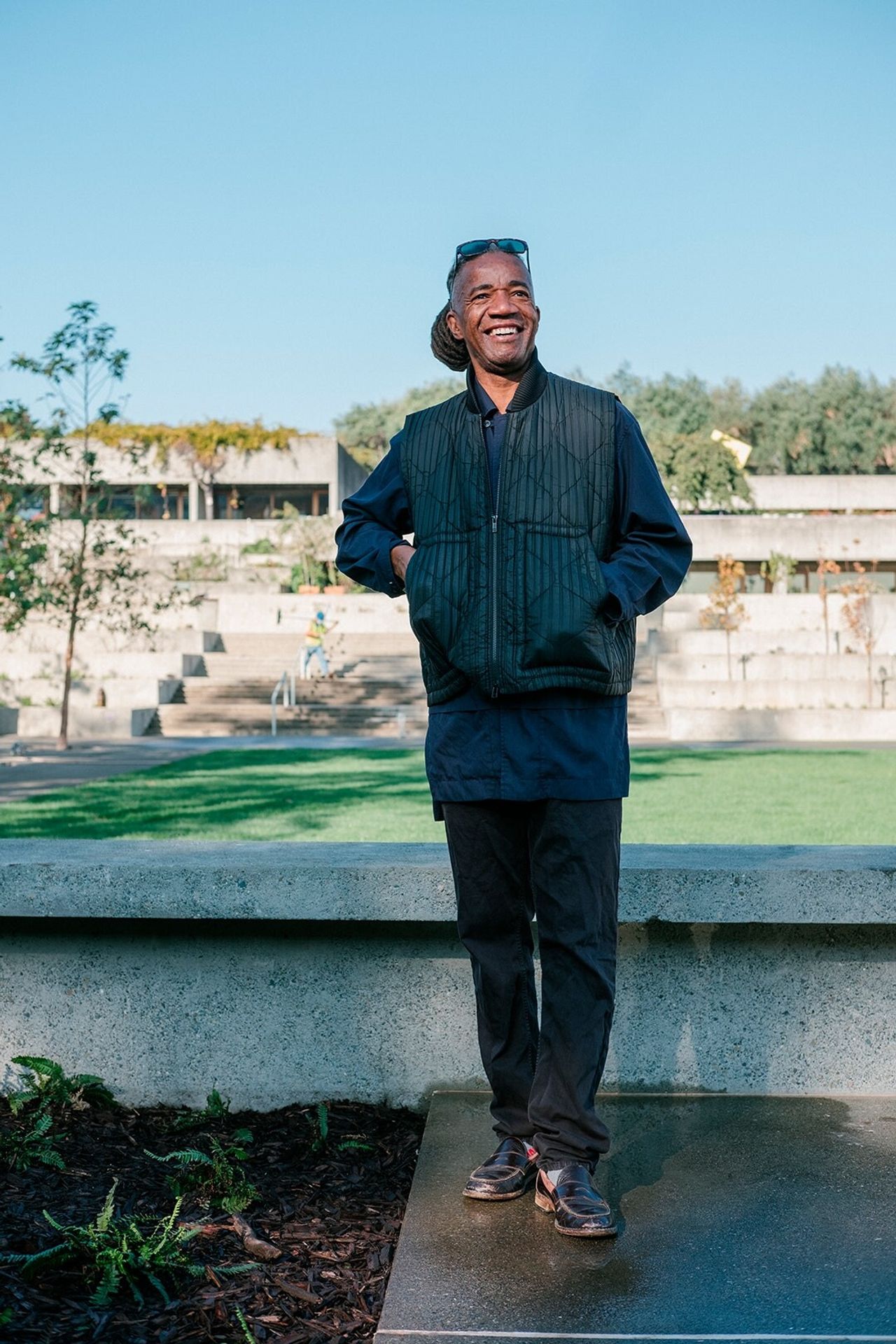 Hood at the Oakland Museum of California. (Courtesy Walter Hood and Architectural Digest)