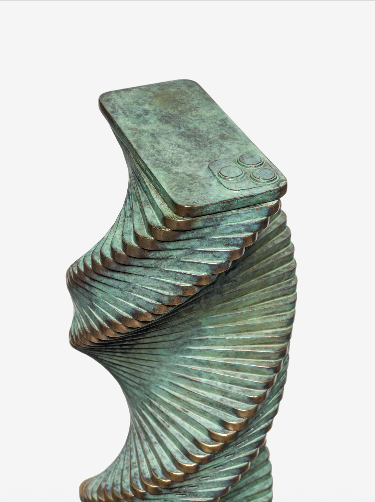 Installation view of “Principium” (2022) by Kwade. (Photo: Roman März. Courtesy Alicja Kwade)