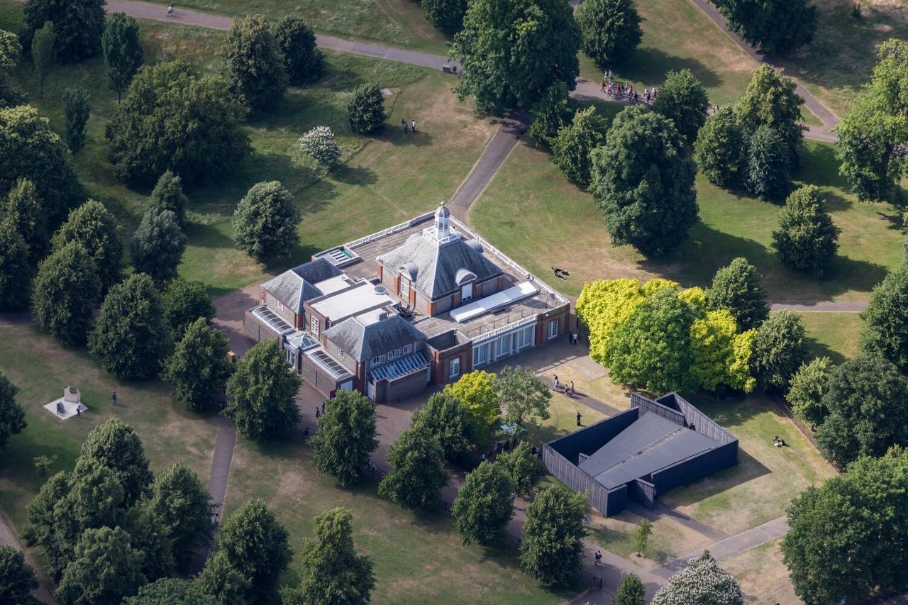Serpentine Pavilion 2018 by Frida Escobedo. (Copyright Frida Escobedo, Taller de Arquitectura/ Photo: Iwan Baan/Courtesy Serpentine Galleries)