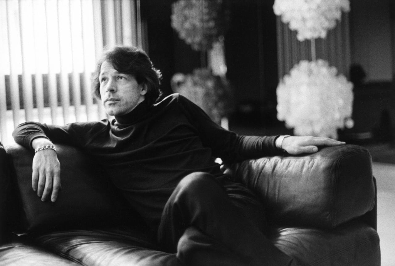 Saville at “The Apartment” in 1995. (Courtesy Peter Saville)