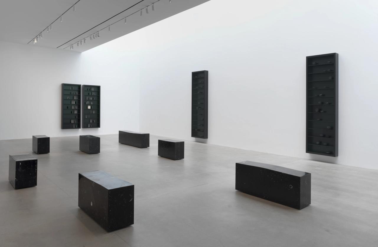 Installation view of de Waal’s solo exhibition “this must be the place” (2023) at Gagosian in New York. (© Edmund de Waal. Photo: Rob McKeever. Courtesy Gagosian)