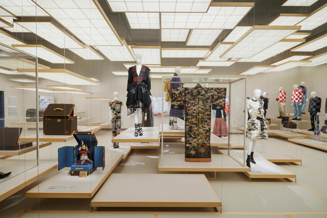 A view of “Visionary Journeys,” a 2025 exhibition designed by OMA and Shigematsu at the Nakanoshima Museum of Art in Osaka, Japan. (Photo: Jeremie Souteyrat)