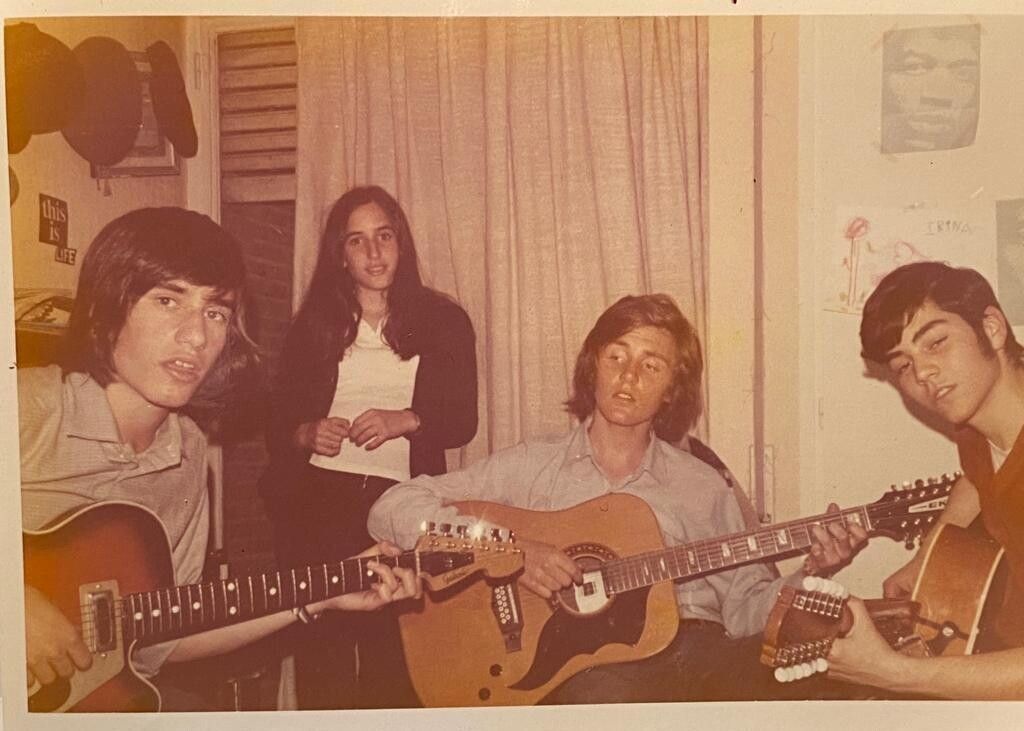 Broza (far left) at age 15 with his sister, Talia, and two friends in Spain. (Courtesy David Broza)