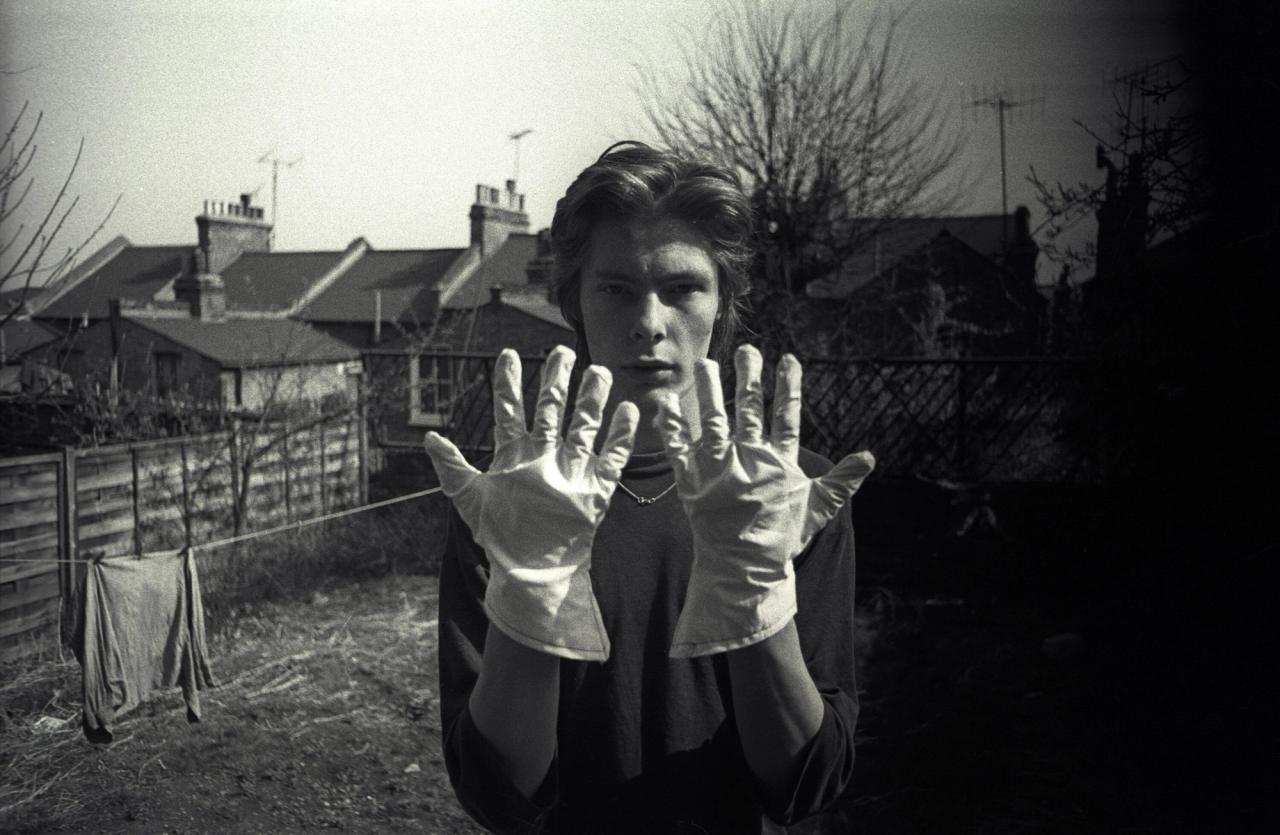 Nares in London in 1972. (Photo: Oliver Nares. Courtesy Jamie Nares)