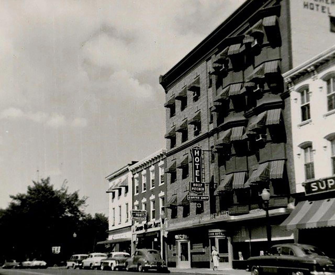 Downtown Carlisle, Pennsylvania, in July 1956. (Courtesy PennLive)