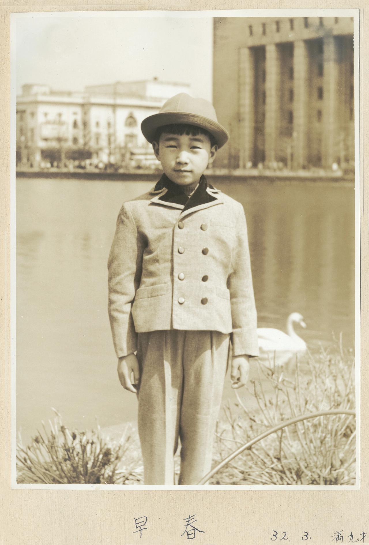 Sugimoto as a child in 1957. (Courtesy Hiroshi Sugimoto)